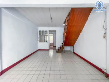 *****ทาวน์เฮ้าส์มือสองย่านนนทบุรี ม.ซอยเรวดี57 ติวานนท์ หลังมุม! เนื้อที่ 16 ตร.ว. ฟังก์ชัน 2 ห้องนอน 2 ห้องน้ำ 1 ที่จอดรถ บนทำเลเชื่อมต่อทุกการเดินทาง เพียงไม่ถึง 7 นาที ก็ถึงรถไฟฟ้าสายสีม่วง "สถานีบางกระสอ" และจุดขึ้นทางด่วน "ศรีรัช" จองเลย!